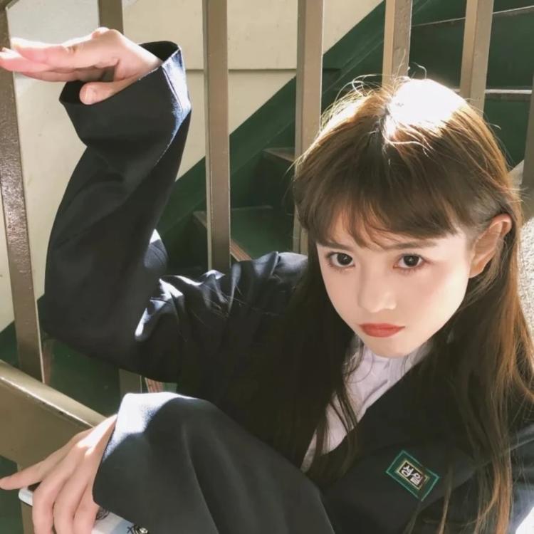 濑田宗次郎（身份：十刃最强、“天剑”、微笑的修罗） - 院线新片抢先在线观看 - 小程序视频